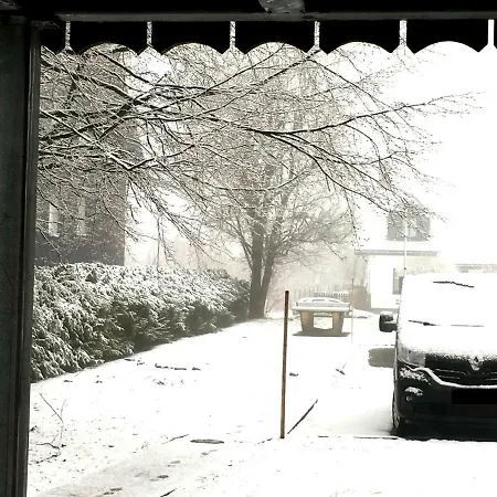 Relaction, Bis 4 Personen, 300m Zum Lift! Skiverleih 30m! Erdgeschoss Mit Terasse! Wifi! *