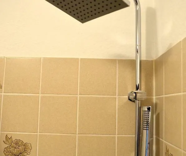 Relaction, Bis 4 Personen, 300m Zum Lift! Skiverleih 30m! Erdgeschoss Mit Terasse! Wifi! Winterberg