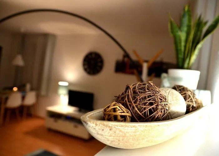 Relaction, Bis 4 Personen, 300m Zum Lift! Skiverleih 30m! Erdgeschoss Mit Terasse! Wifi!